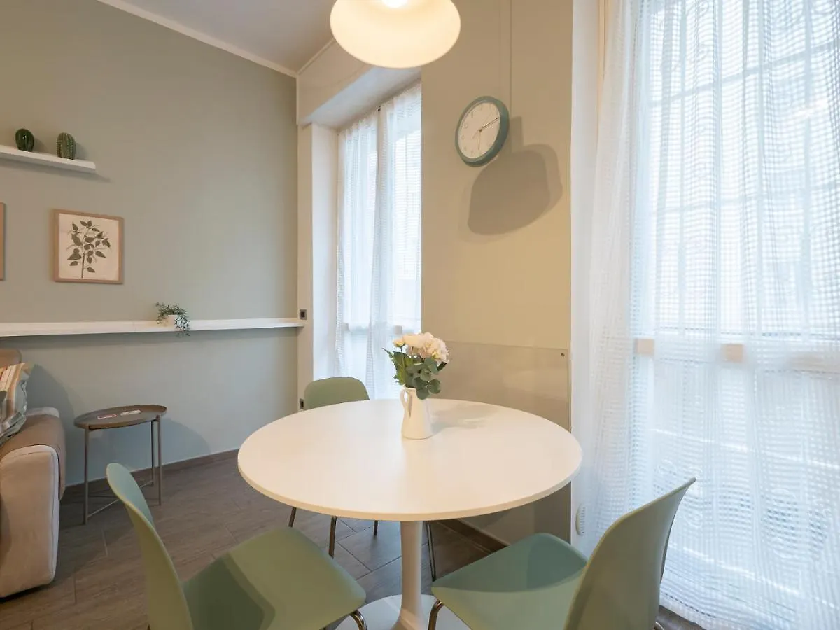 I Host Apartment - Montesuello 9 Milano