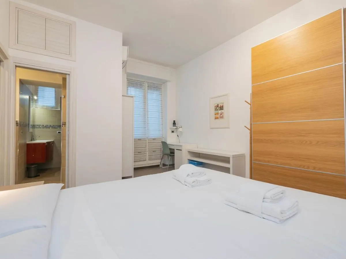 I Host Apartment - Montesuello 9 Milano